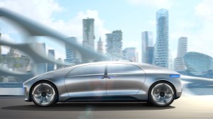 01-Mercedes-Benz-F-015-Luxury-in-Motion-1180x686-e1420647258641